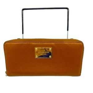 Michael Kors Brown Tan Leather Wallet Full Zip Closure Multi Compartmen